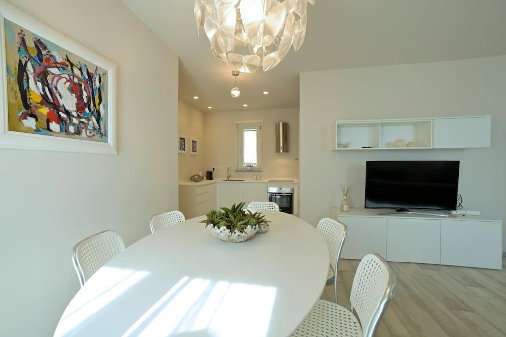 Luxury Apartament Con Garage Vista Mare Alassio Per 6 Persone Exterior foto