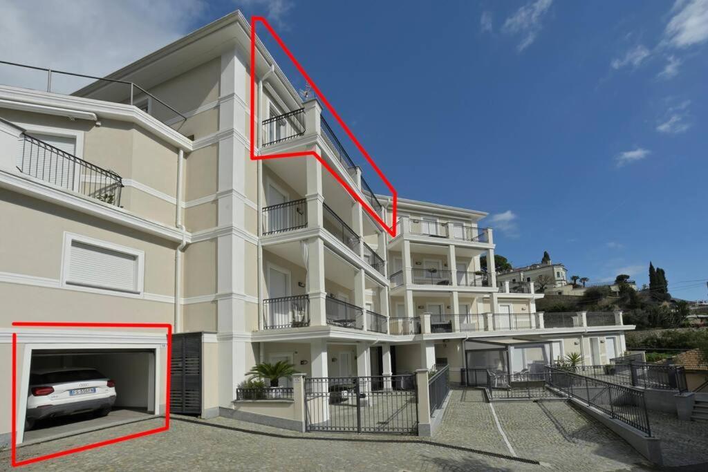 Luxury Apartament Con Garage Vista Mare Alassio Per 6 Persone Exterior foto